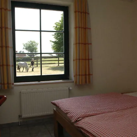 Peaceful And Homely Holiday In Ribnitz- Damgarten. Prázdninový dům