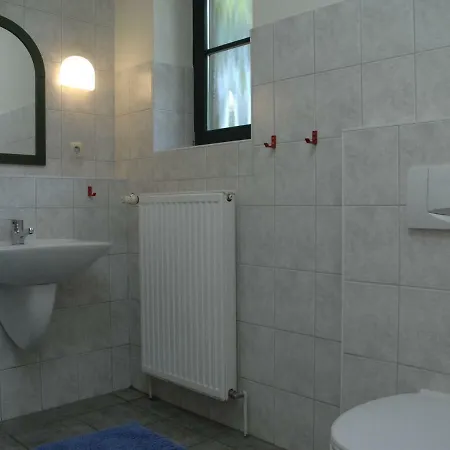 Peaceful And Homely Holiday In Ribnitz- Damgarten. Prázdninový dům
