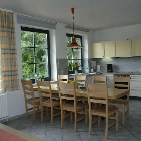 Peaceful And Homely Holiday In Ribnitz- Damgarten.